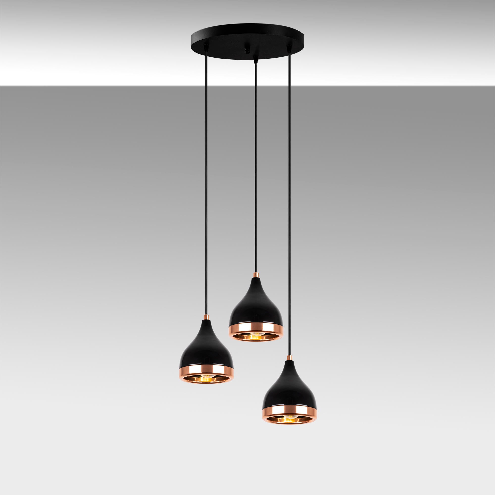 Yıldo - 7036 in Schwarz
 Kupfer präsentiert im Onlineshop von KAQTU Design AG. Pendelleuchte ist von Opviq
