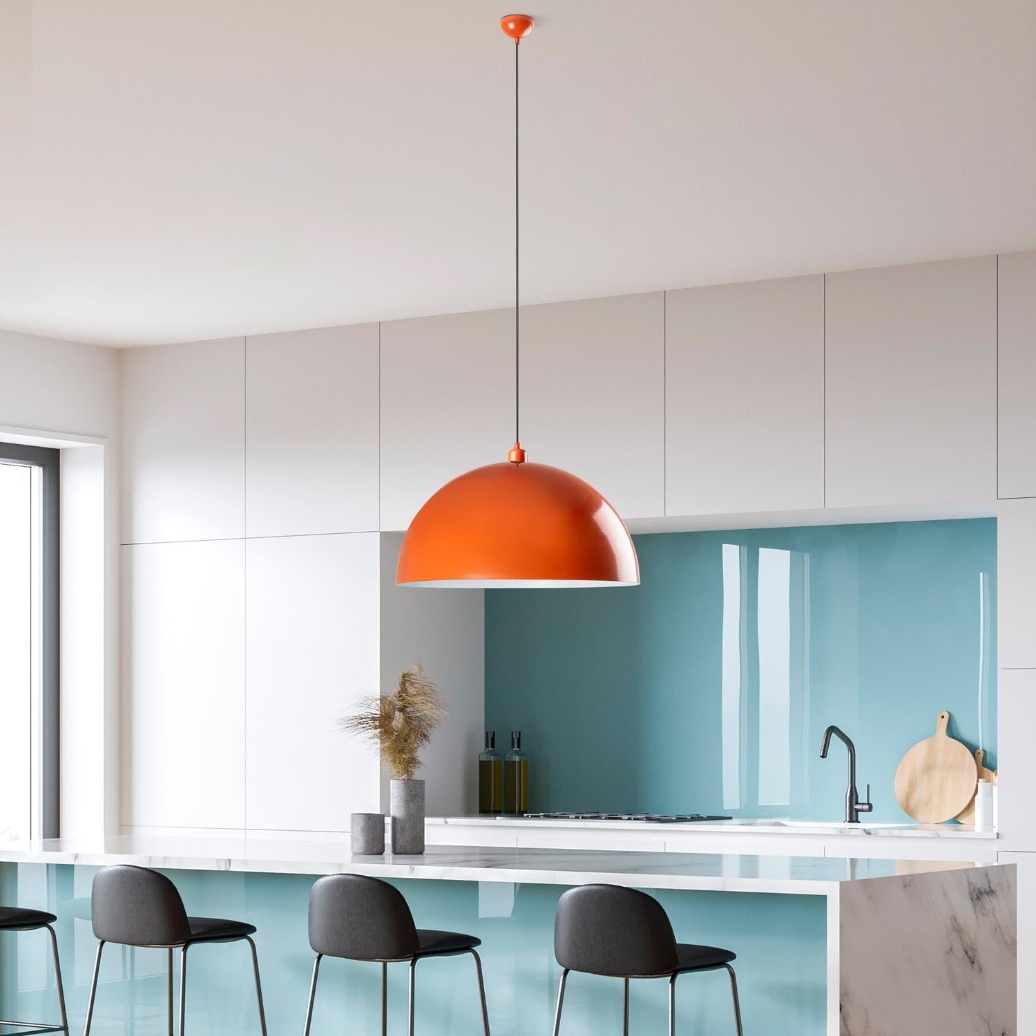 Kure 236 - Orange in Orange präsentiert im Onlineshop von KAQTU Design AG. Pendelleuchte ist von Opviq
