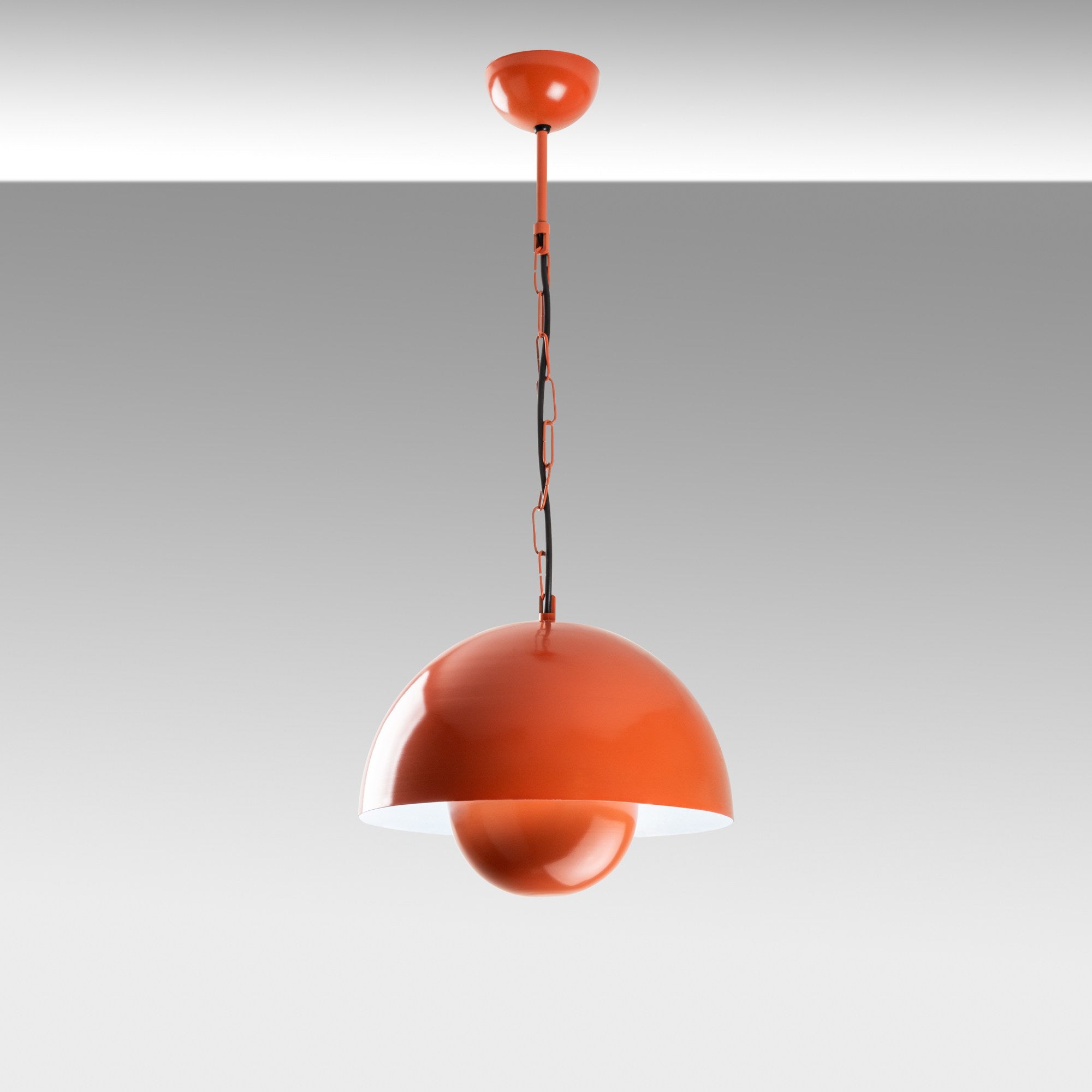 Kure 2676 - Orange in Orange präsentiert im Onlineshop von KAQTU Design AG. Pendelleuchte ist von Opviq