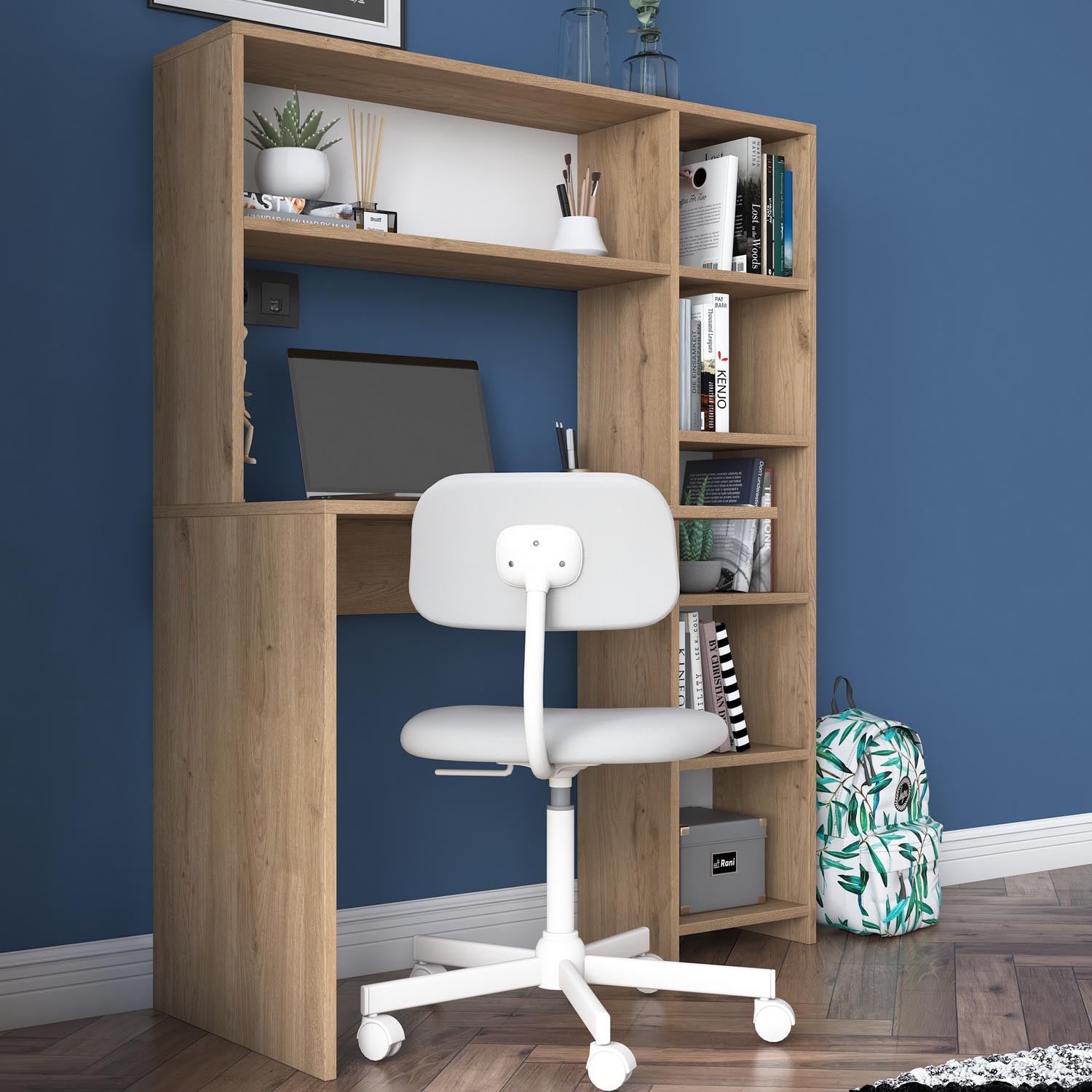 HA104 - 2025 in Eiche präsentiert im Onlineshop von KAQTU Design AG. Schreibtisch ist von Hanah Home