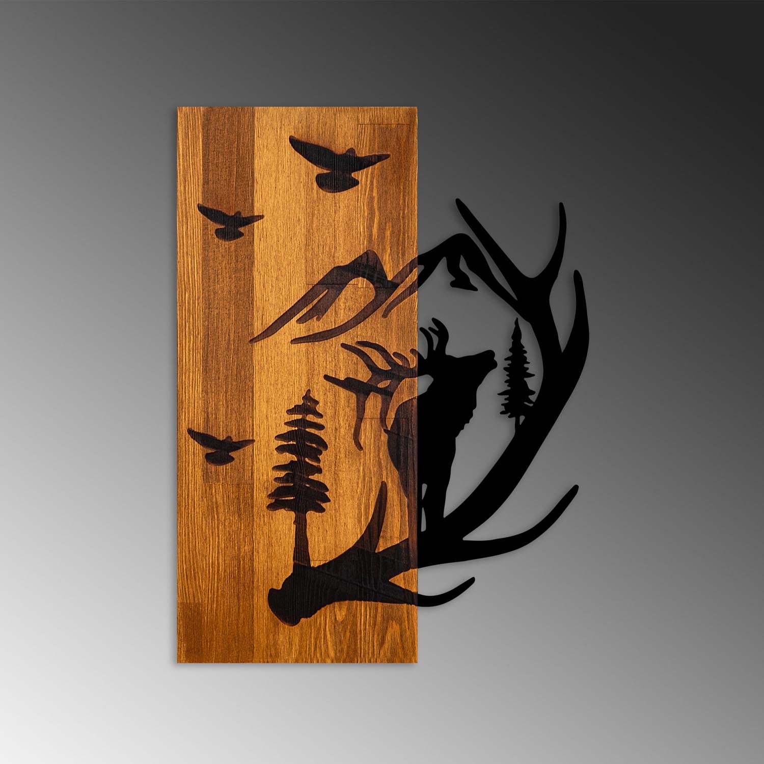 Deer and Mountain in Walnuss Schwarz präsentiert im Onlineshop von KAQTU Design AG. Wanddeko ist von Wallity