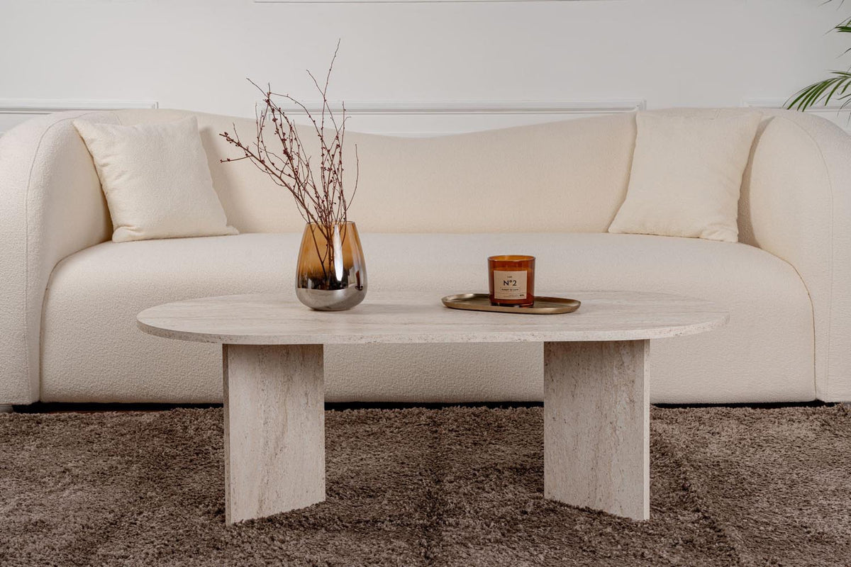 Sable Sofatisch - Travertin in Travertin präsentiert im Onlineshop von KAQTU Design AG. Couchtisch ist von Nordure
