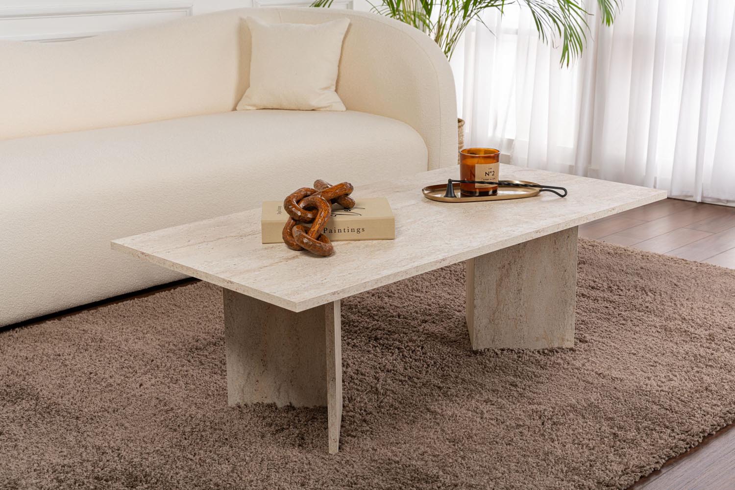 Sabin - Travertine in Travertin präsentiert im Onlineshop von KAQTU Design AG. Beistelltisch ist von Nordure