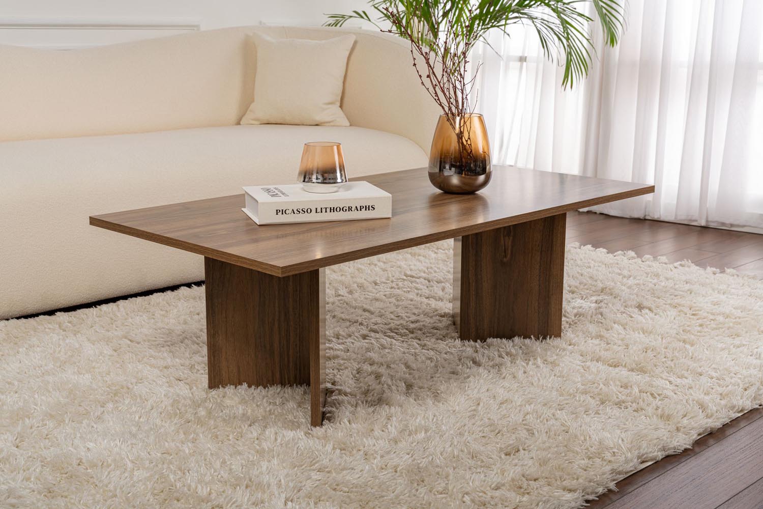 Sabin - Walnut in Walnuss präsentiert im Onlineshop von KAQTU Design AG. Beistelltisch ist von Nordure