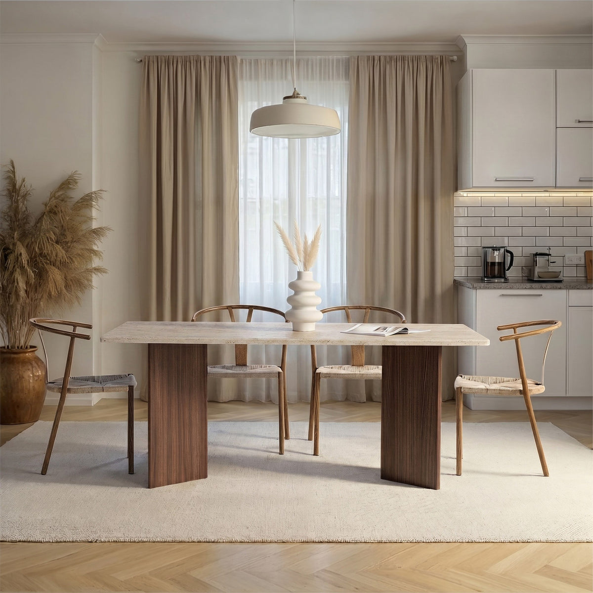Esstisch Linza von Nordure mit Tischplatte in Travertin- und Milano-Nussbaum-Optik, Masse 180 x 90 x 75 cm, Spanplatte 25 mm stark.