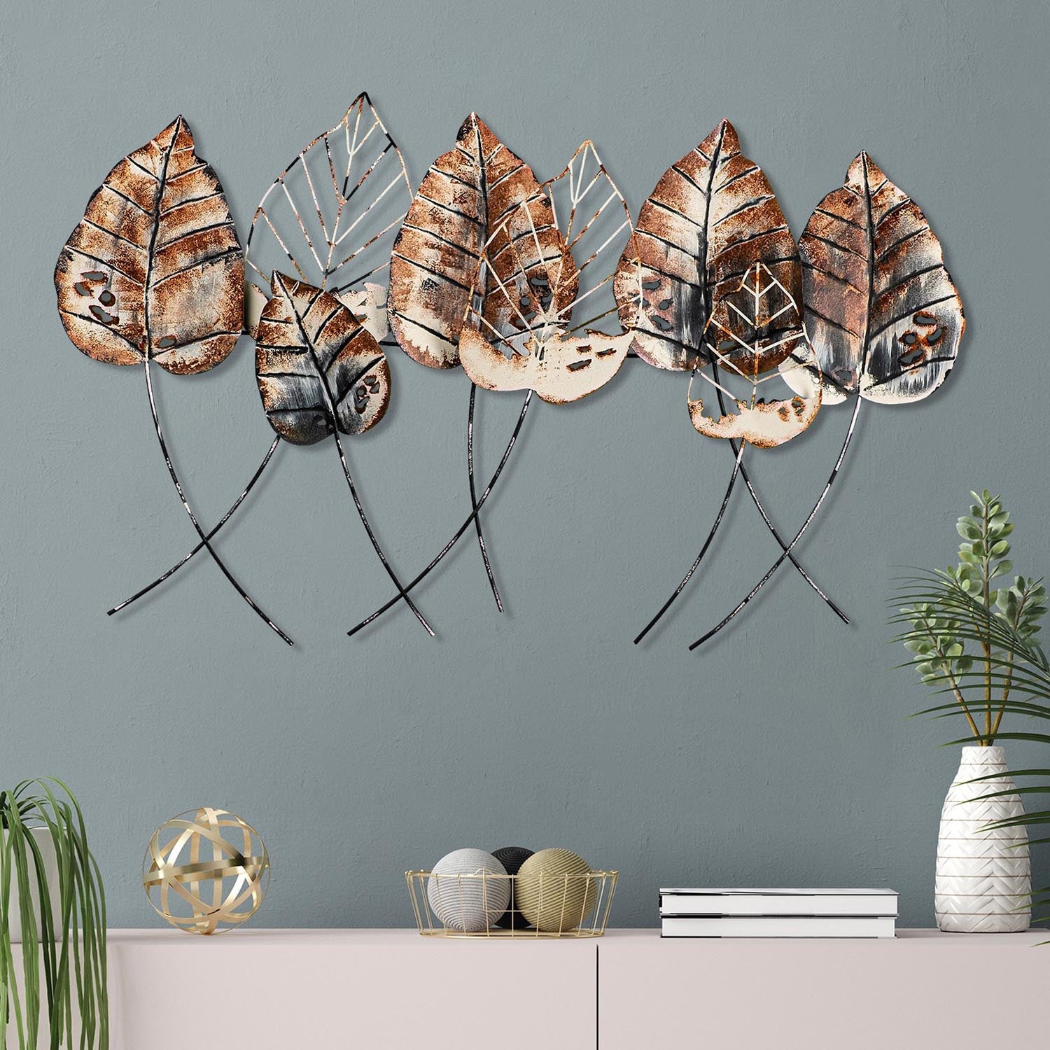 Casting Leaf 2 in Mehrfarbig präsentiert im Onlineshop von KAQTU Design AG. Wanddeko ist von Wallity