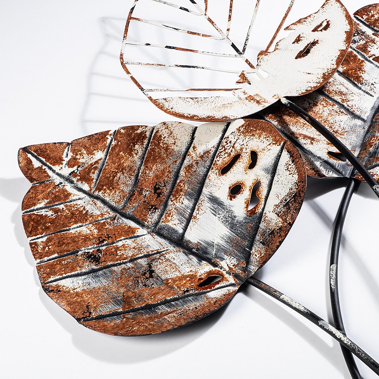 Fall 1 in Braun Schwarz präsentiert im Onlineshop von KAQTU Design AG. Wanddeko ist von Wallity