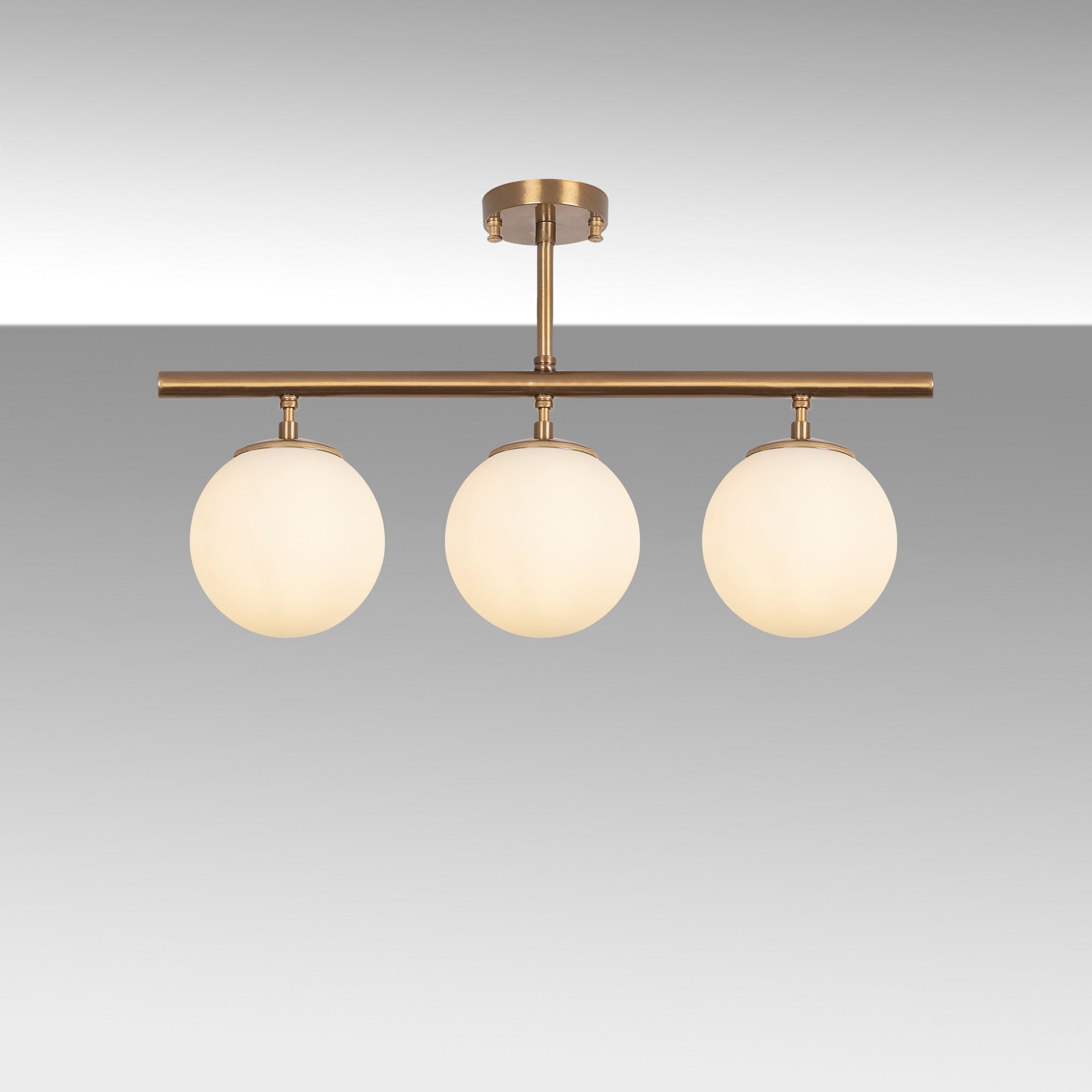 Atmaca - 10270 in Vintage präsentiert im Onlineshop von KAQTU Design AG. Deckenleuchte ist von Opviq