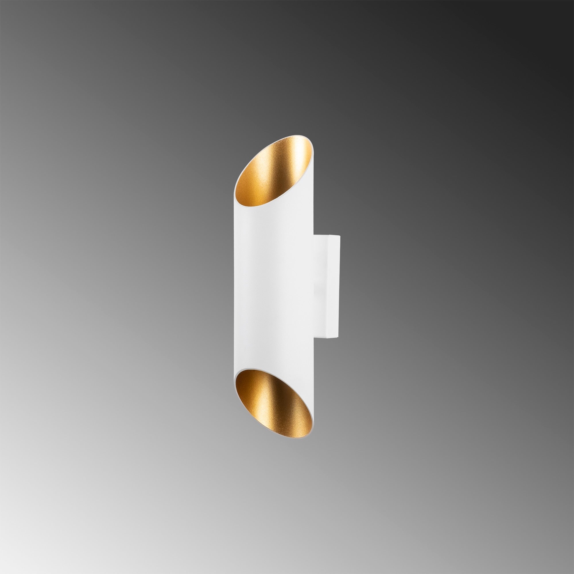 Cut - 11815 in Weiss präsentiert im Onlineshop von KAQTU Design AG. Wandleuchte ist von Opviq