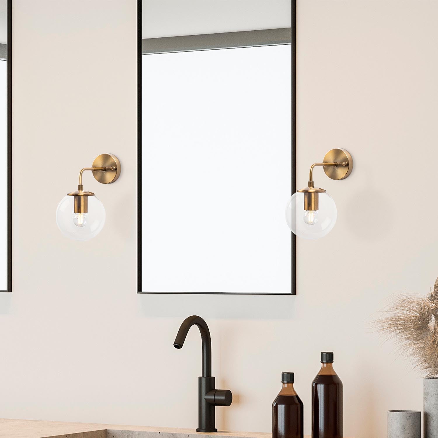Viran - 10890 in Vintage präsentiert im Onlineshop von KAQTU Design AG. Wandleuchte ist von Opviq