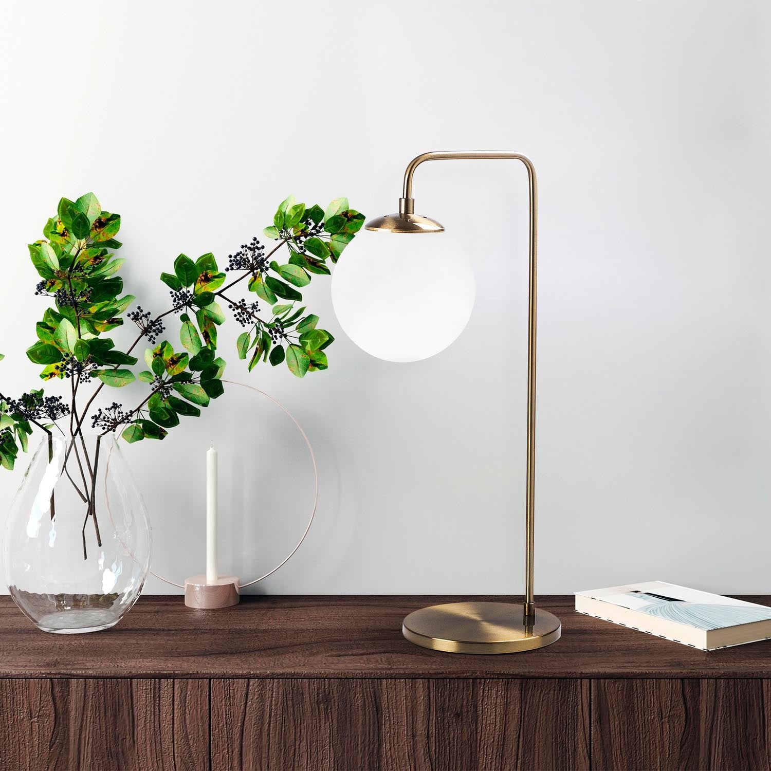 Viran - 10975 in Vintage präsentiert im Onlineshop von KAQTU Design AG. Tischleuchte ist von Opviq