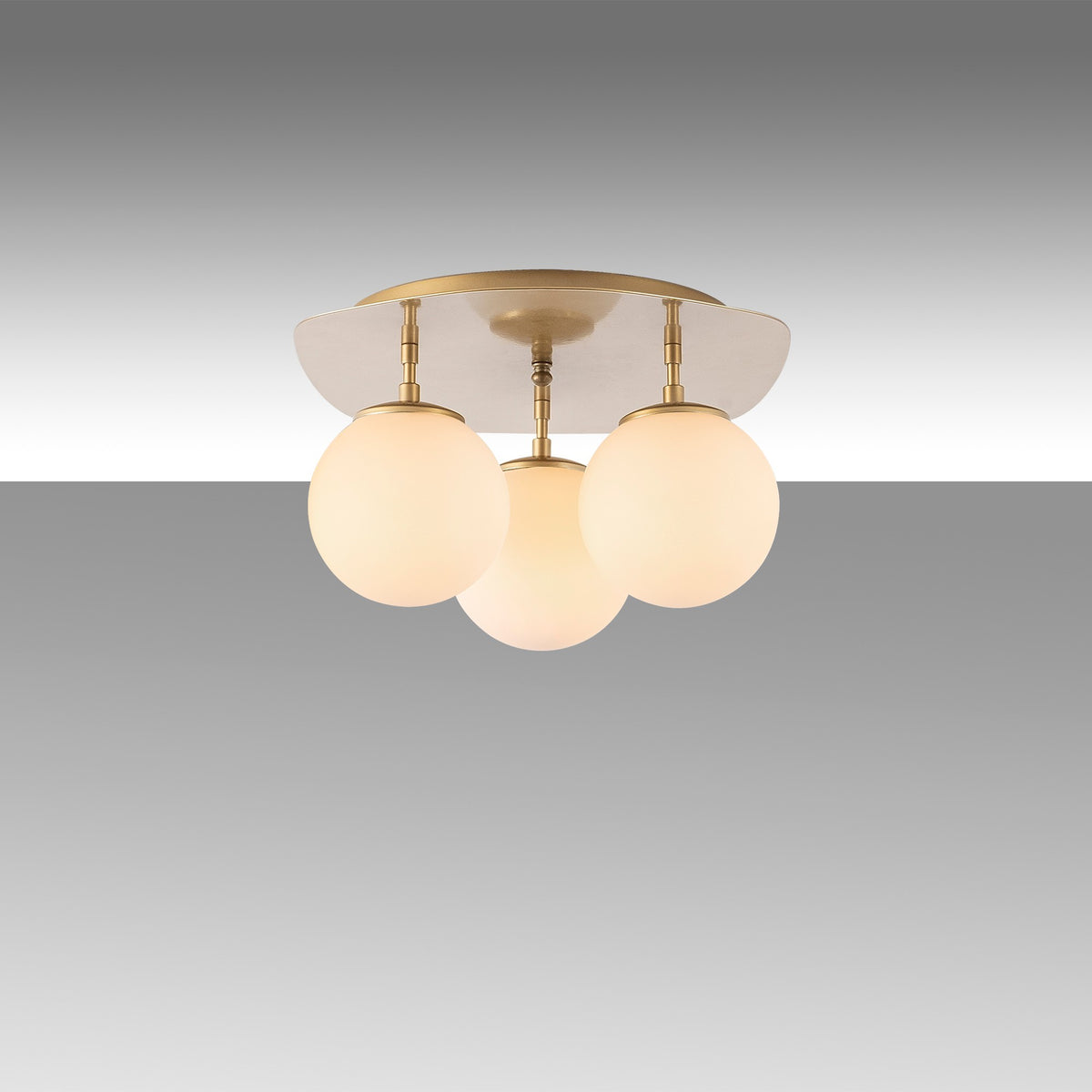 Well Deckenlampe - Gold in Gold präsentiert im Onlineshop von KAQTU Design AG. Deckenleuchte ist von Opviq
