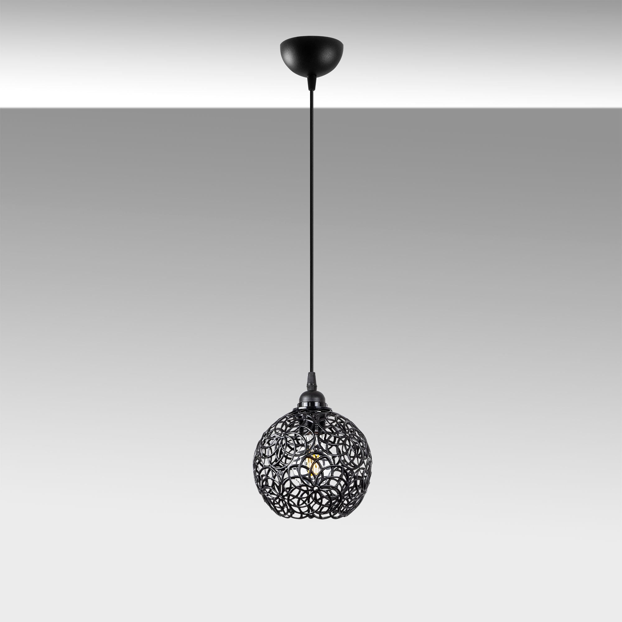 Hay - 11875 in Schwarz präsentiert im Onlineshop von KAQTU Design AG. Pendelleuchte ist von Opviq