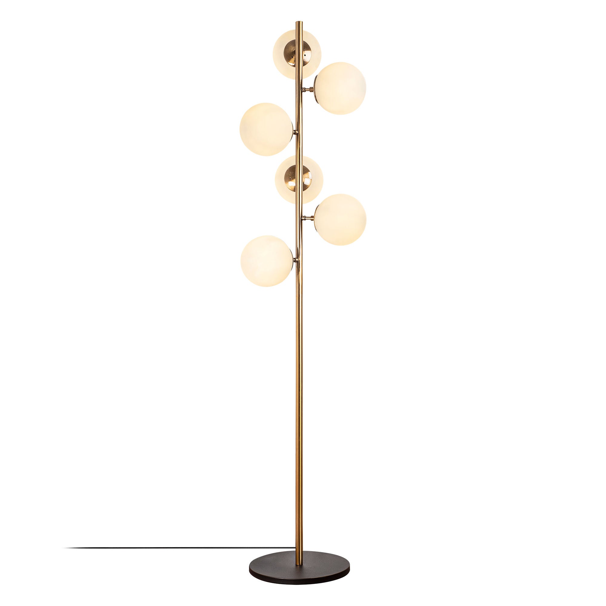 Fazli - 10510 in Vintage präsentiert im Onlineshop von KAQTU Design AG. Stehleuchte ist von Opviq