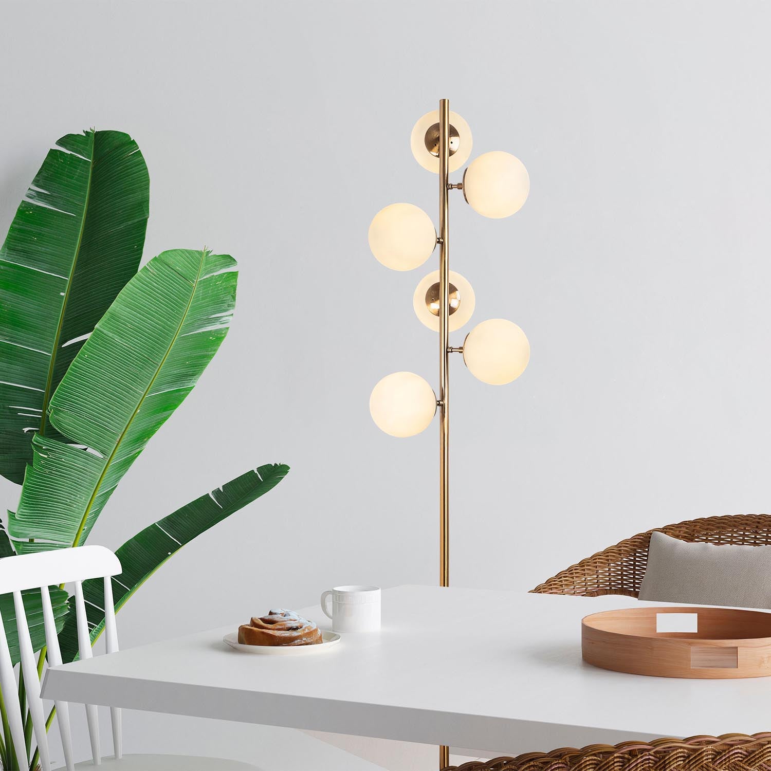 Fazli - 10510 in Vintage präsentiert im Onlineshop von KAQTU Design AG. Stehleuchte ist von Opviq