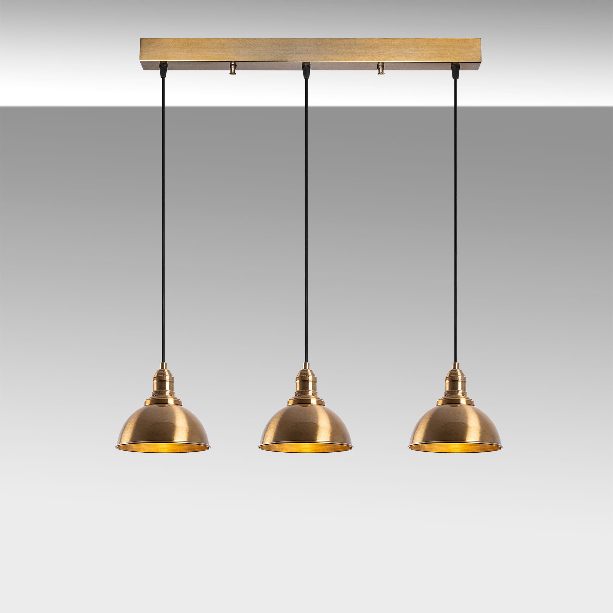 Varzan - 10862 in Vintage präsentiert im Onlineshop von KAQTU Design AG. Pendelleuchte ist von Opviq
