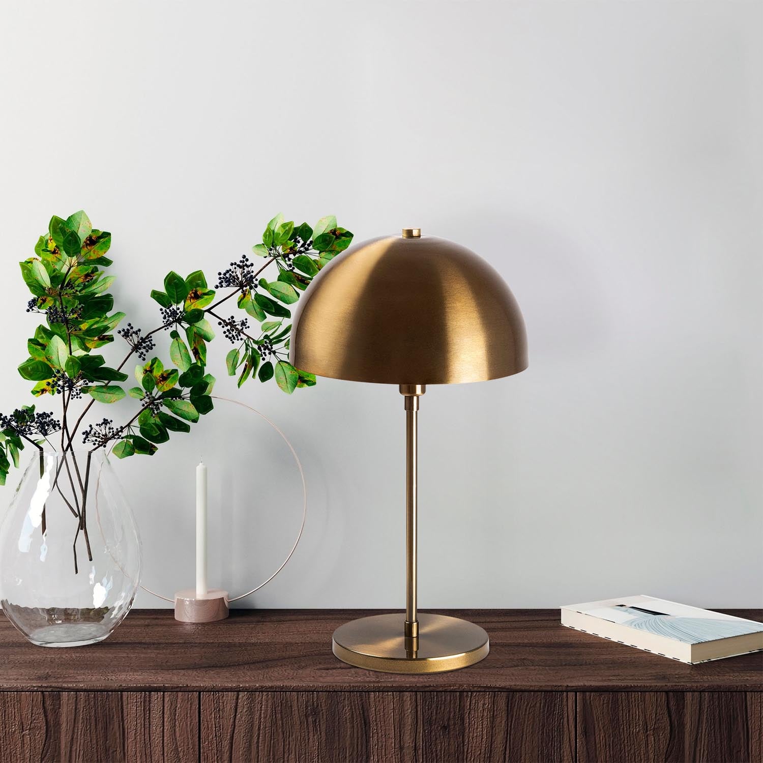 Varzan - 10857 in Vintage präsentiert im Onlineshop von KAQTU Design AG. Tischleuchte ist von Opviq