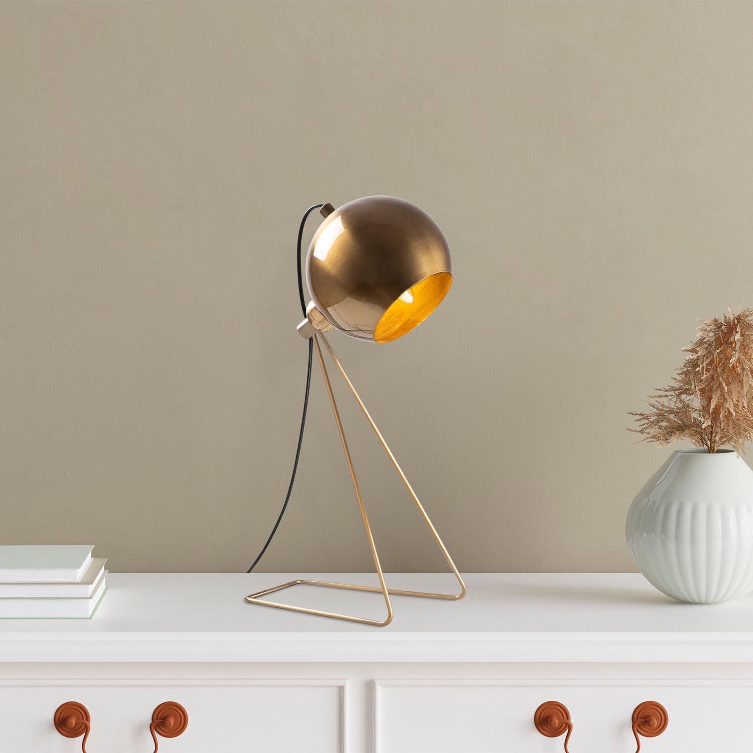 Mixed - 11495 in Vintage präsentiert im Onlineshop von KAQTU Design AG. Tischleuchte ist von Opviq