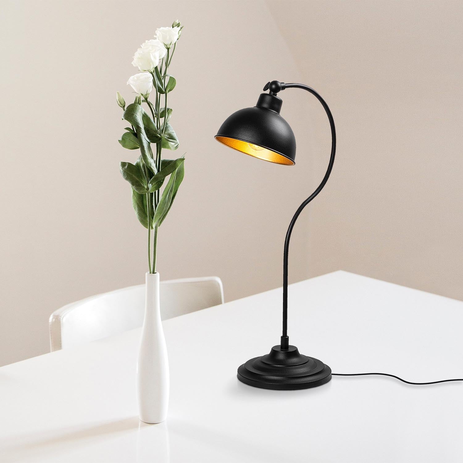 Konika - 12262 in Schwarz Gold präsentiert im Onlineshop von KAQTU Design AG. Tischleuchte ist von Opviq