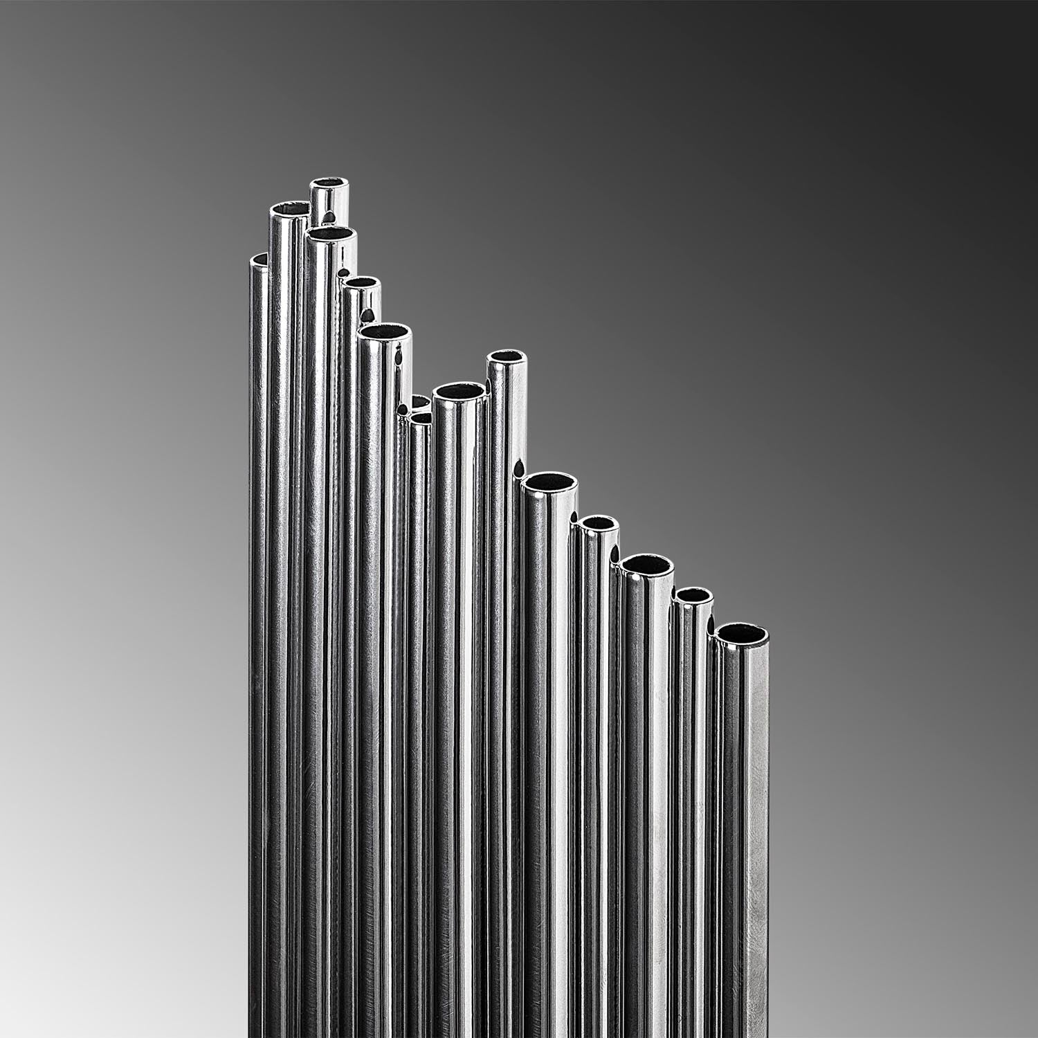 Kara - 13347 in Chrome präsentiert im Onlineshop von KAQTU Design AG. Wandleuchte ist von Opviq
