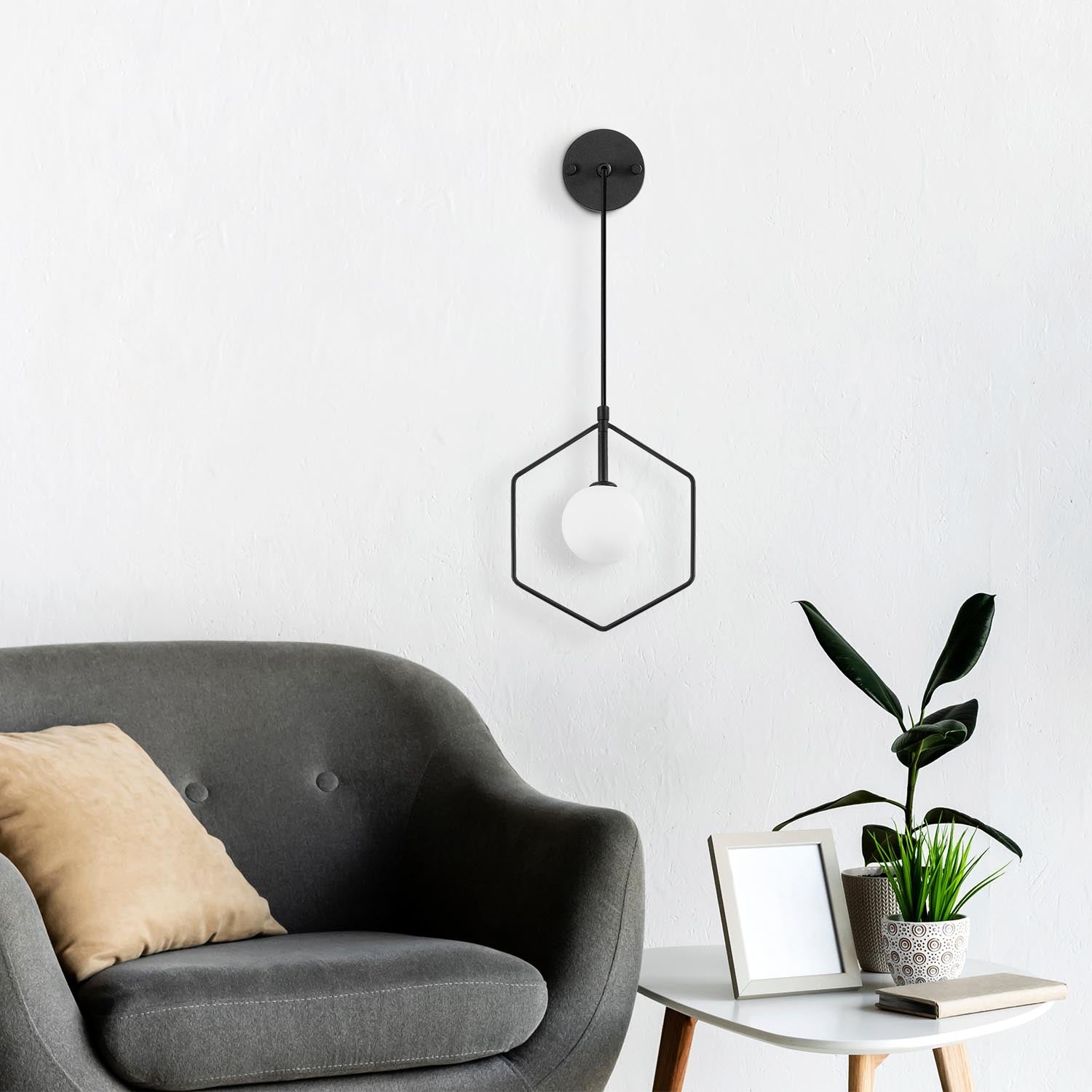 Geometri - 11105 in Schwarz Weiss präsentiert im Onlineshop von KAQTU Design AG. Wandleuchte ist von Opviq