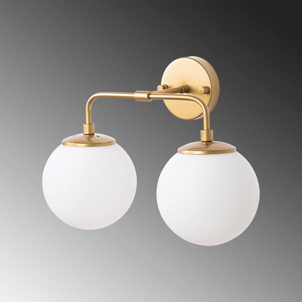 Horn Wandleuchte - Gold in Gold präsentiert im Onlineshop von KAQTU Design AG. Wandleuchte ist von Opviq