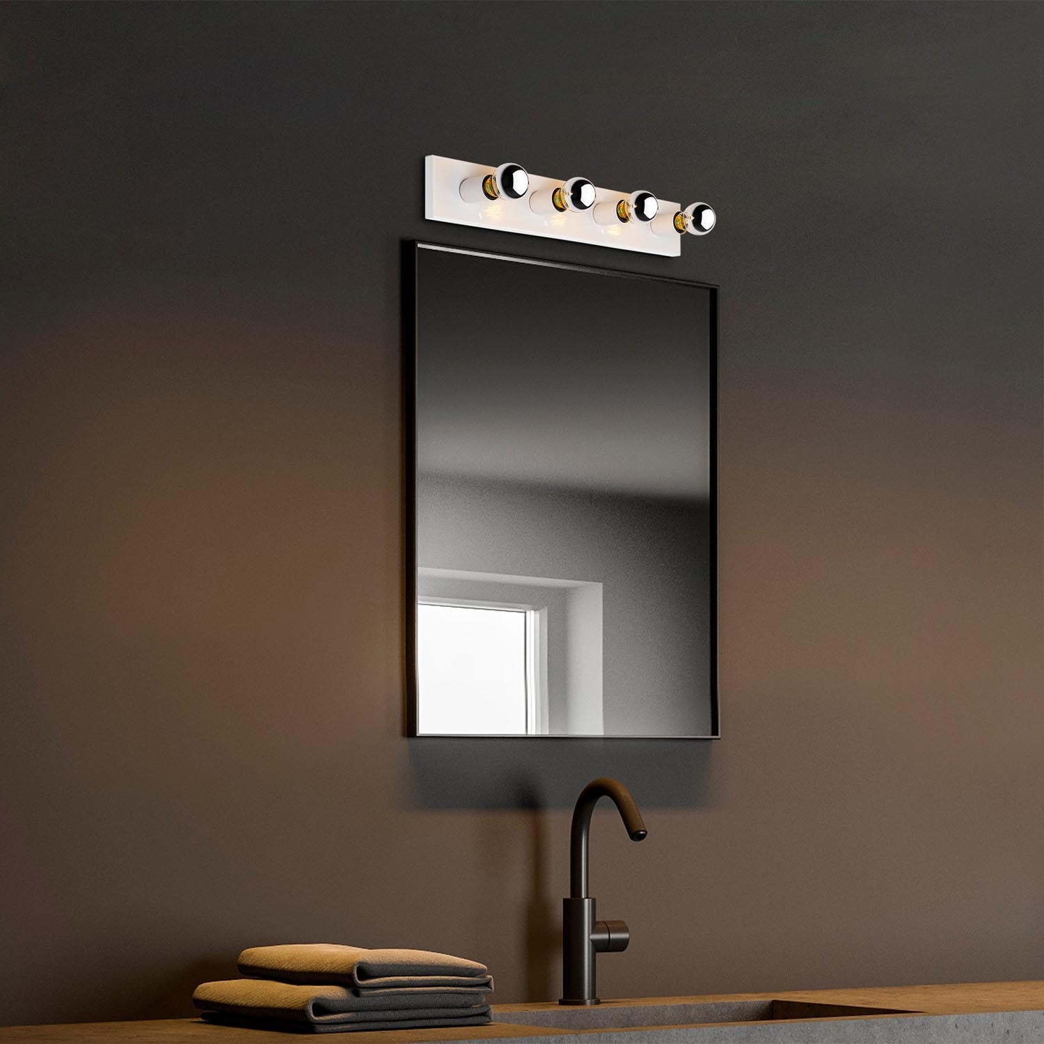 Mirro - 12241 in Weiss präsentiert im Onlineshop von KAQTU Design AG. Wandleuchte ist von Opviq