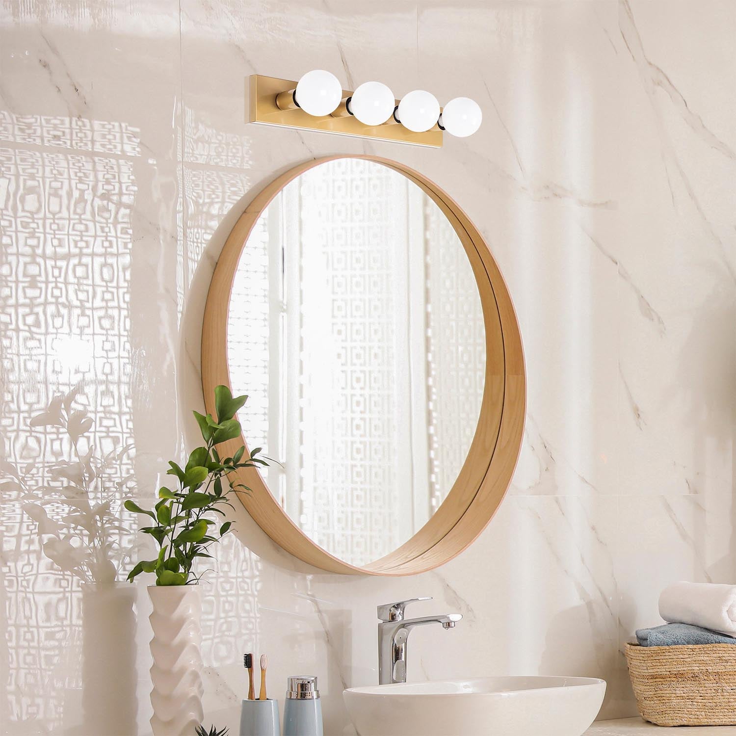 Mirro - 12242 in Gold präsentiert im Onlineshop von KAQTU Design AG. Wandleuchte ist von Opviq