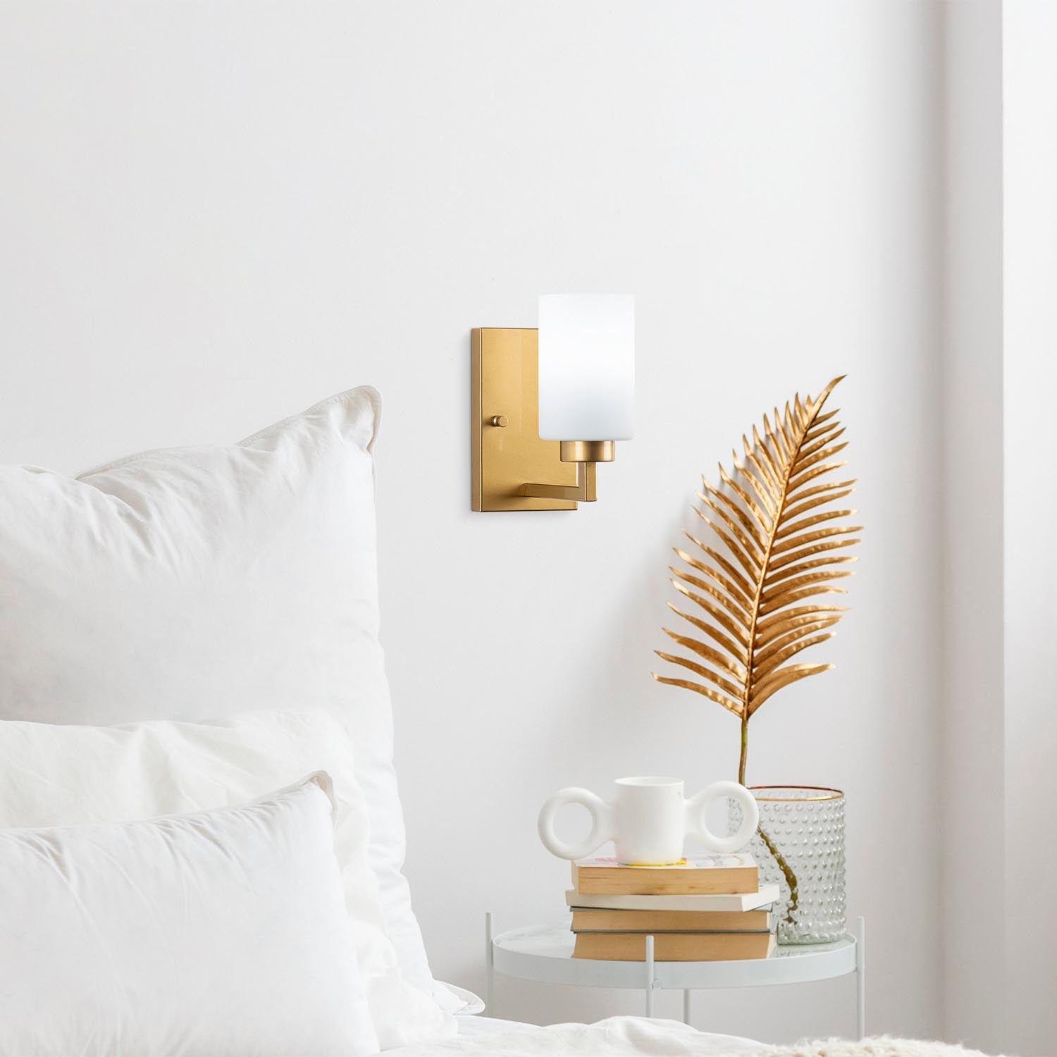 Hania - 13175 in Gold präsentiert im Onlineshop von KAQTU Design AG. Wandleuchte ist von Opviq