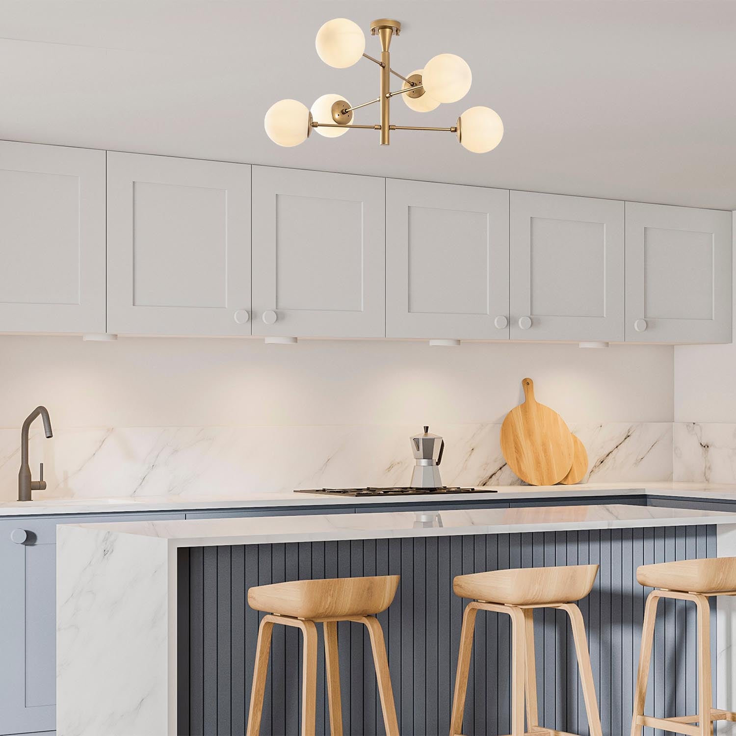 Arge - 10173 in Gold präsentiert im Onlineshop von KAQTU Design AG. Deckenleuchte ist von Opviq