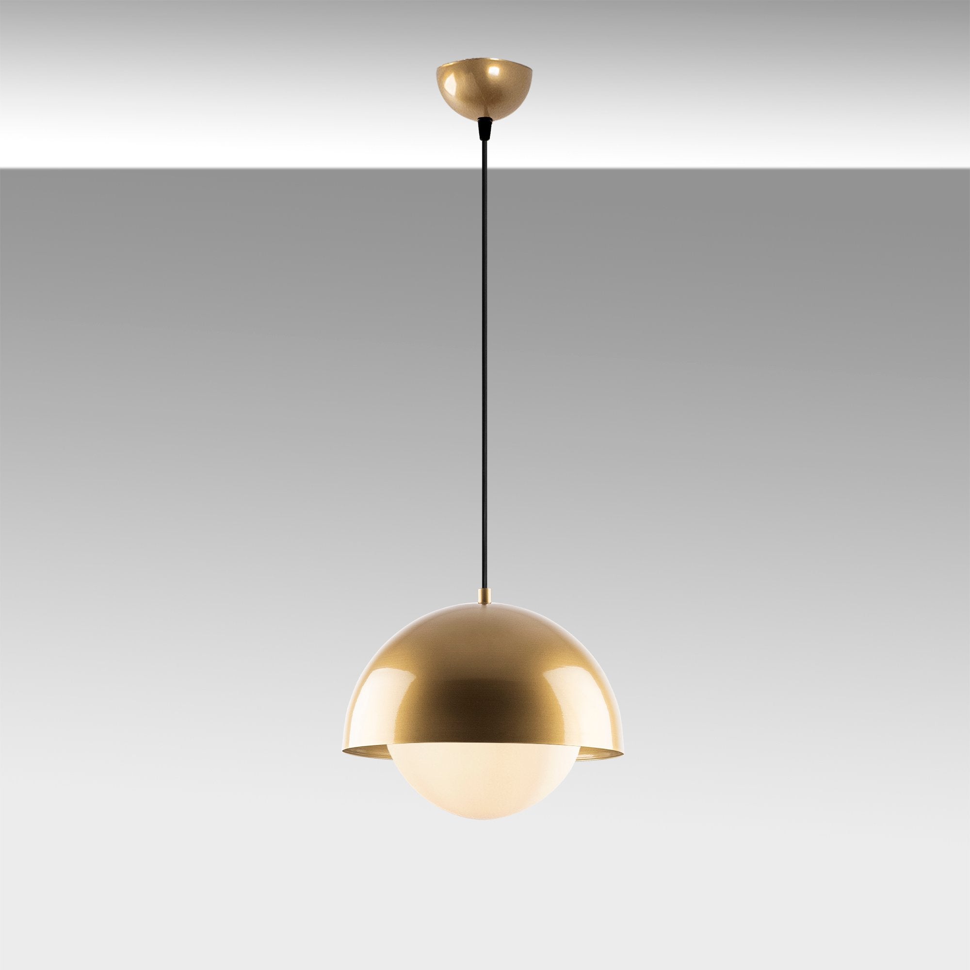 Camgoz - 11029 in Gold präsentiert im Onlineshop von KAQTU Design AG. Pendelleuchte ist von Opviq