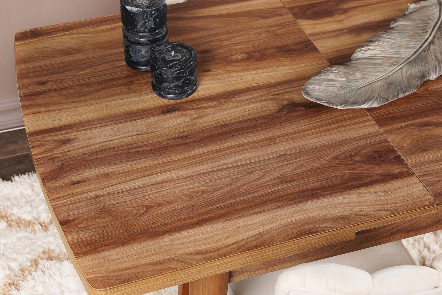 Inci 1141 in Walnuss präsentiert im Onlineshop von KAQTU Design AG. Esstisch ist von Hanah Home