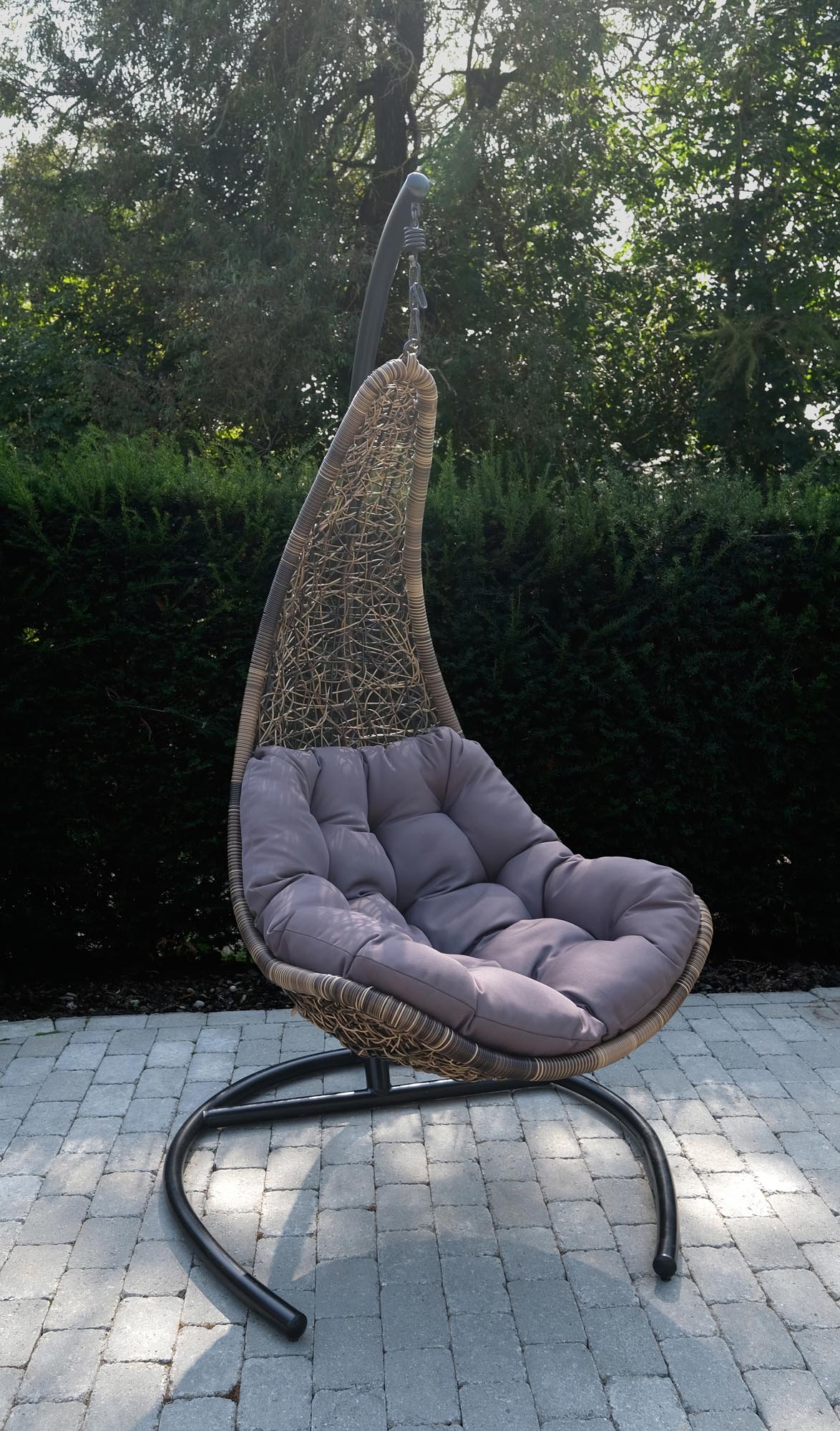 Nizar Hängeschaukel in  präsentiert im Onlineshop von KAQTU Design AG. Hängesessel ist von Be Garden
