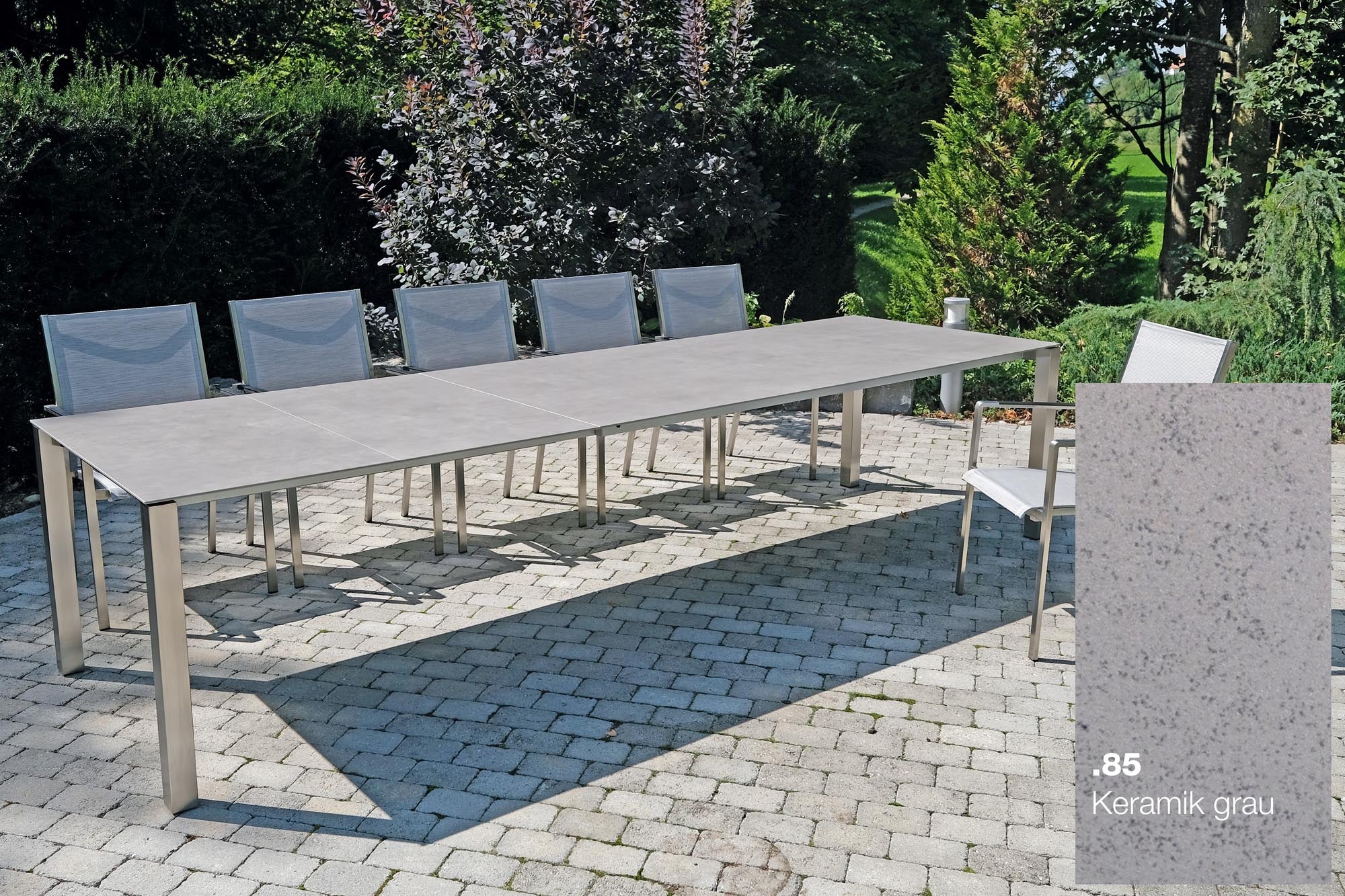 Keramiktisch Nevio 20 150x90 cm in Grau gesprenkelt präsentiert im Onlineshop von KAQTU Design AG. Gartentisch ist von Be Garden