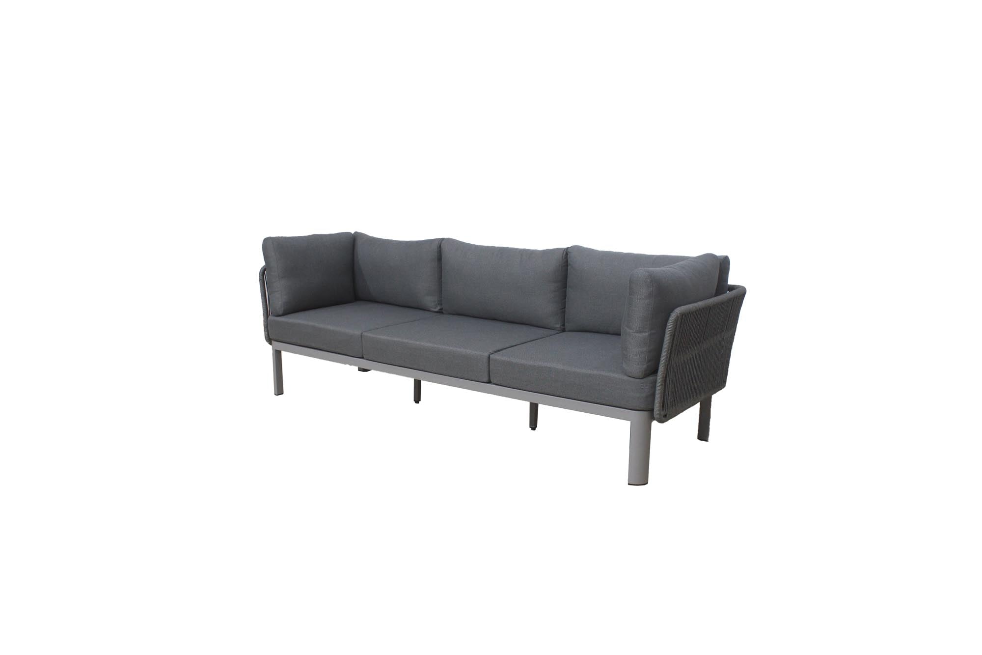 3er Sofa Madrid in Akazienholz präsentiert im Onlineshop von KAQTU Design AG. Lounge Sofa ist von Be Garden