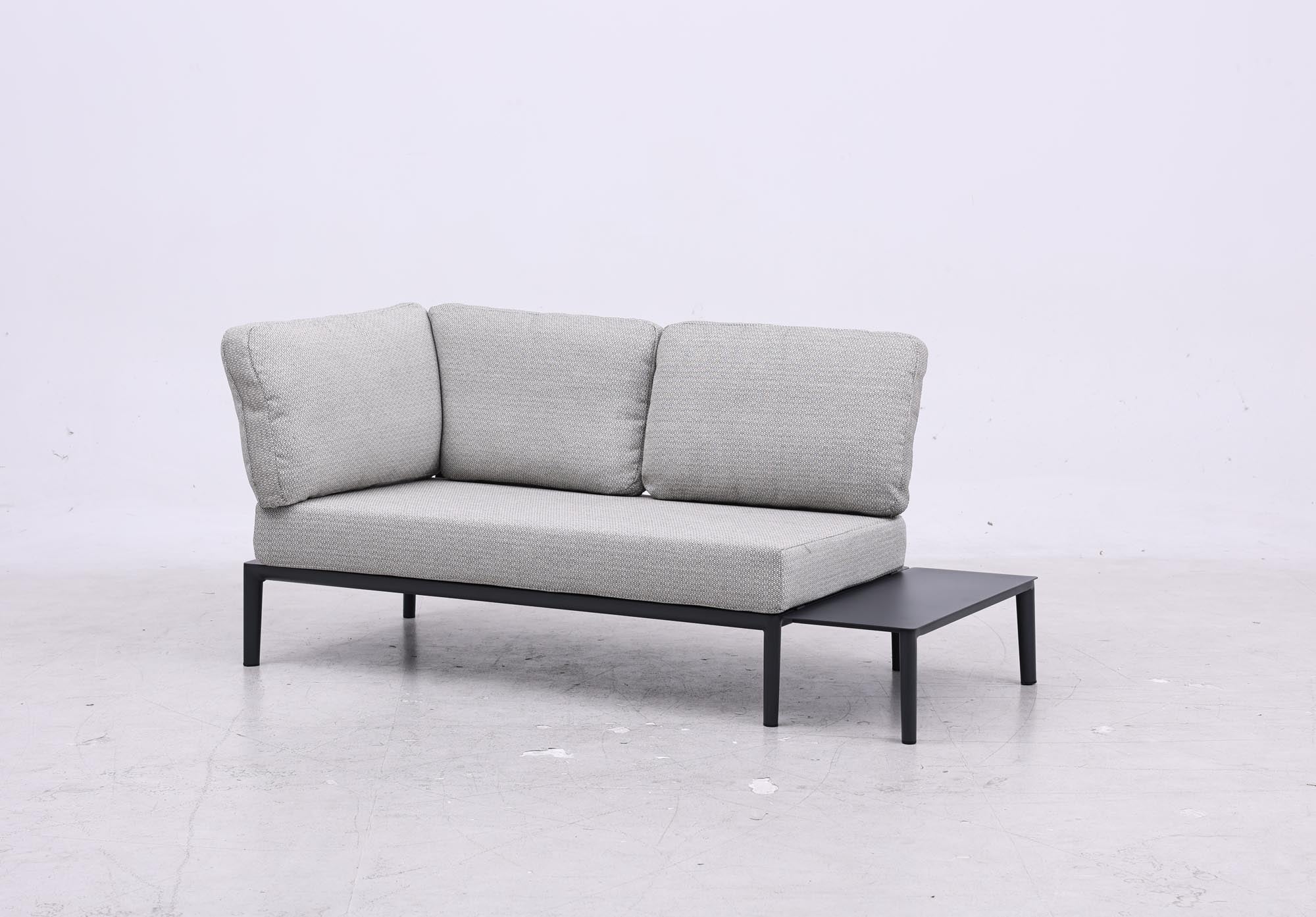 Elegantes 2-Sitzer Gartensofa mit Eckdesign in edlem Anthrazit, ideal für entspannte Momente im Freien.