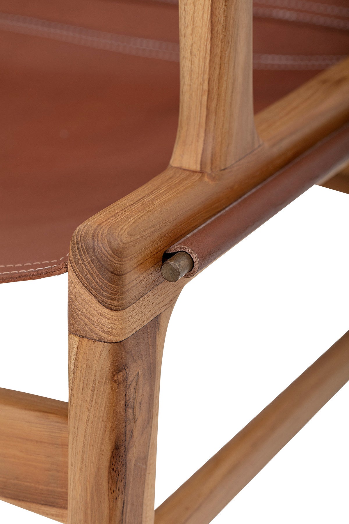 Ollie Loungesessel, Braun, Leder in Braun präsentiert im Onlineshop von KAQTU Design AG. Sessel ist von Bloomingville