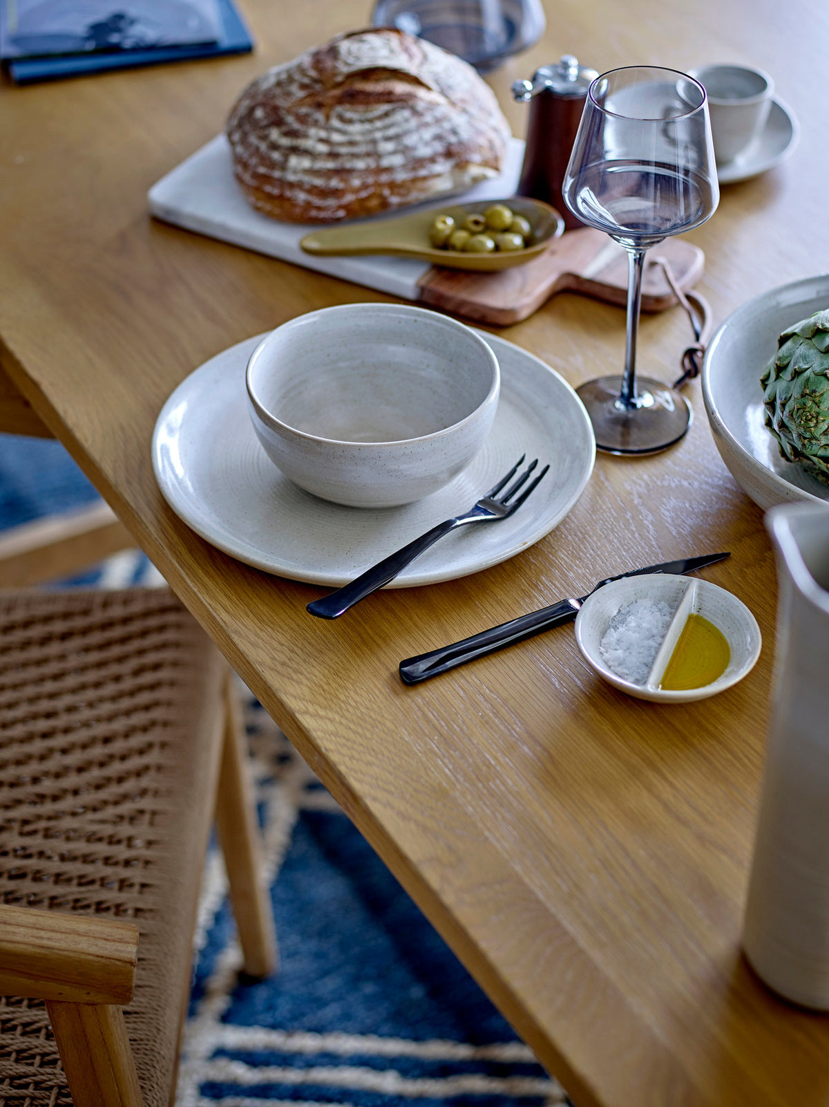 Taupe Schale, Grau, Steingut in Grey präsentiert im Onlineshop von KAQTU Design AG. Schale ist von Bloomingville
