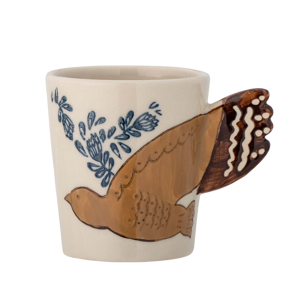 Beige Tasse aus Steinzeug der Serie Hezha von Bloomingville mit handverzierter Vogel-Illustration und Henkel in Vogelschwanz-Form