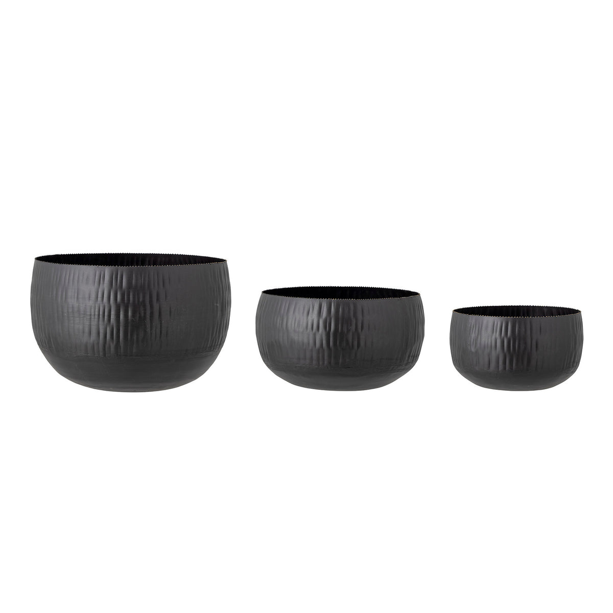 Abisha Blumentopf, Schwarz, Eisen in Black präsentiert im Onlineshop von KAQTU Design AG. Pflanzentopf Outdoor ist von Bloomingville