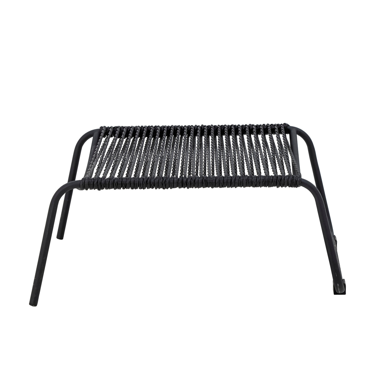 Boel Liegestuhl, Schwarz, Metall in Black präsentiert im Onlineshop von KAQTU Design AG. Outdoor-Sessel mit Armlehnen ist von Bloomingville
