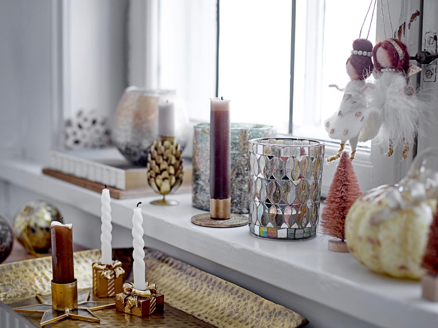 Liuka Ornament, Weiß, Wolle in White präsentiert im Onlineshop von KAQTU Design AG. Ornament ist von Bloomingville