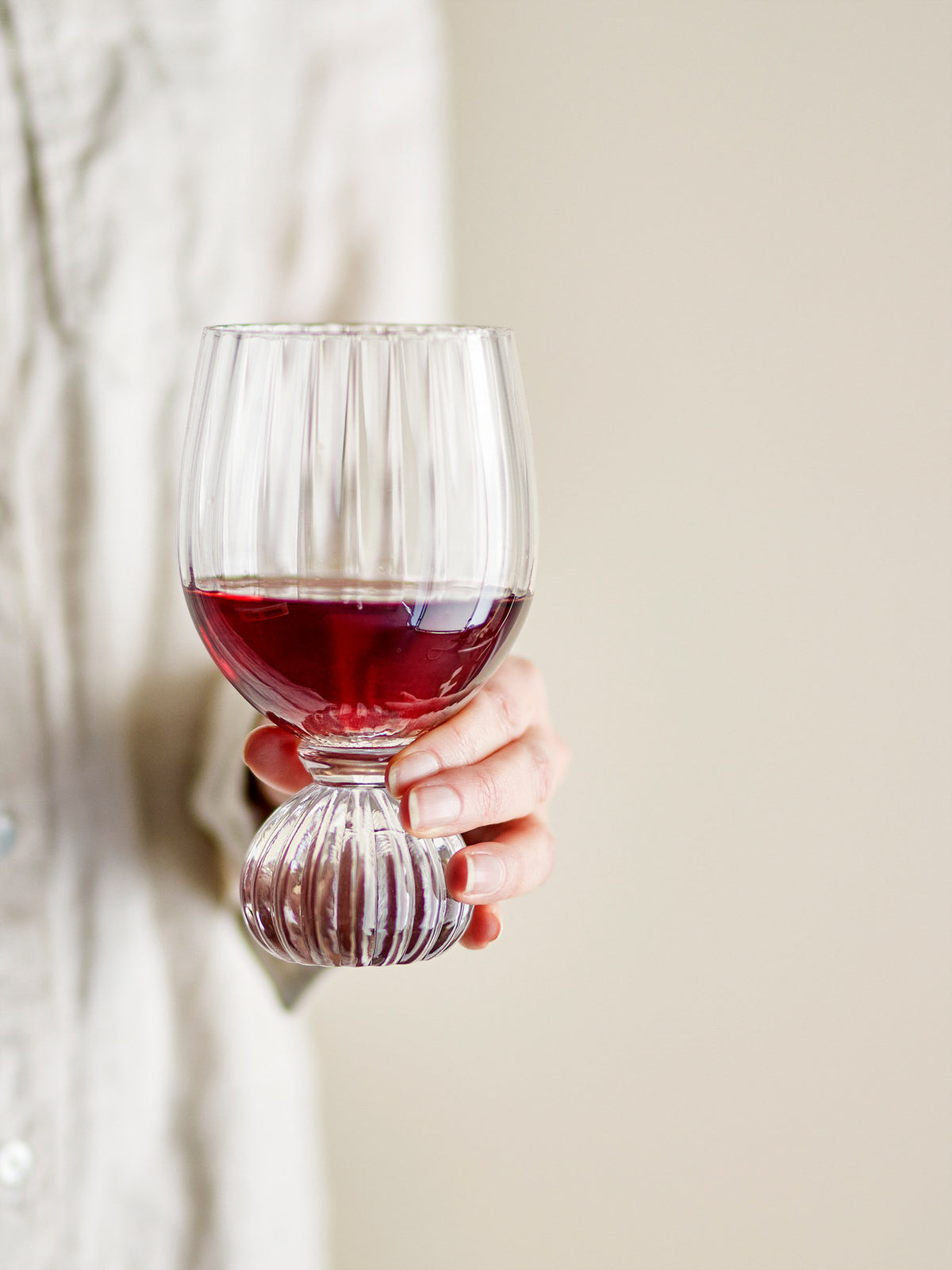 Taurin Weinglas, Klar, Glas in Klar präsentiert im Onlineshop von KAQTU Design AG. Universal Weingläser ist von Bloomingville