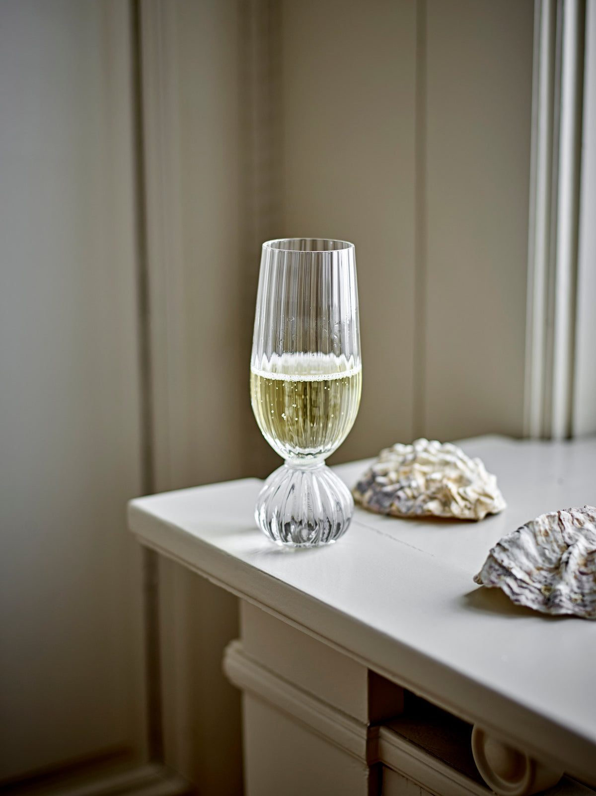 Taurin Champagnerglas, Klar, Glas in Klar präsentiert im Onlineshop von KAQTU Design AG. Champagner Flutes ist von Bloomingville
