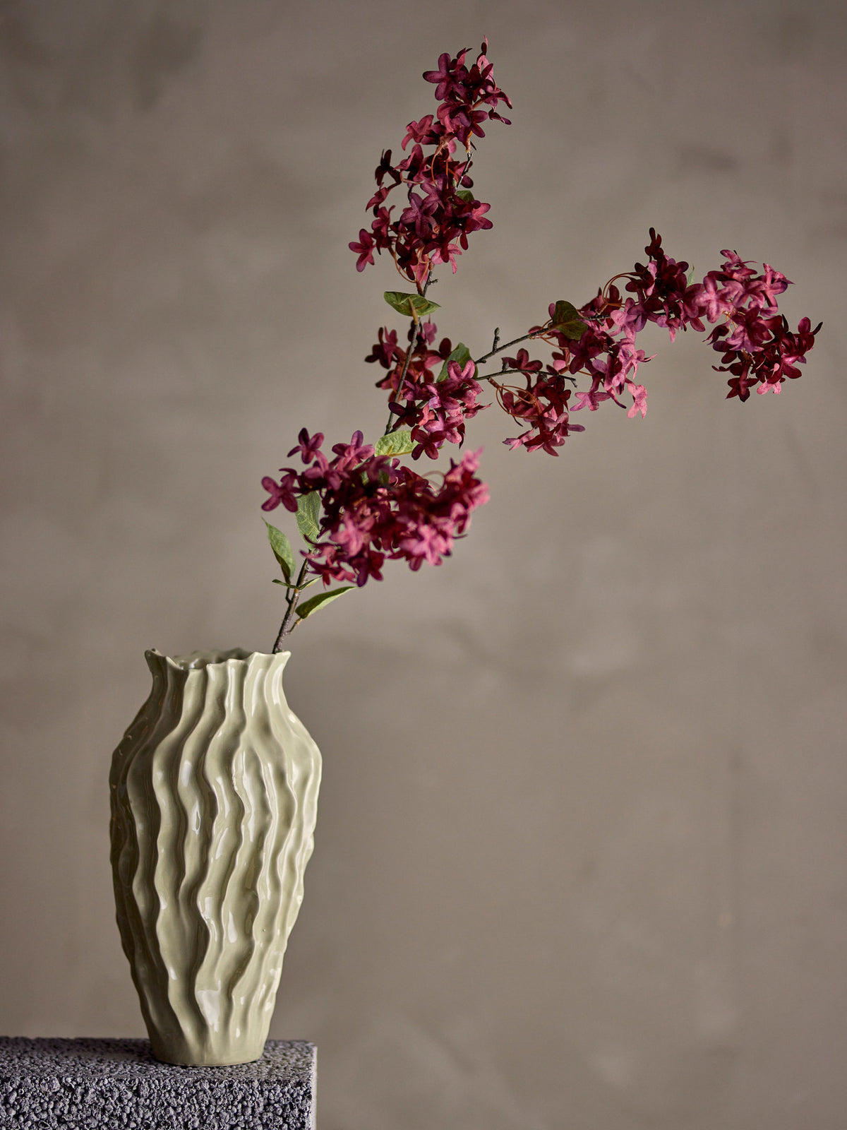 Myrtle Zweig, Violett, Künstliche Blumen in Lila präsentiert im Onlineshop von KAQTU Design AG. Kunstblume ist von Bloomingville