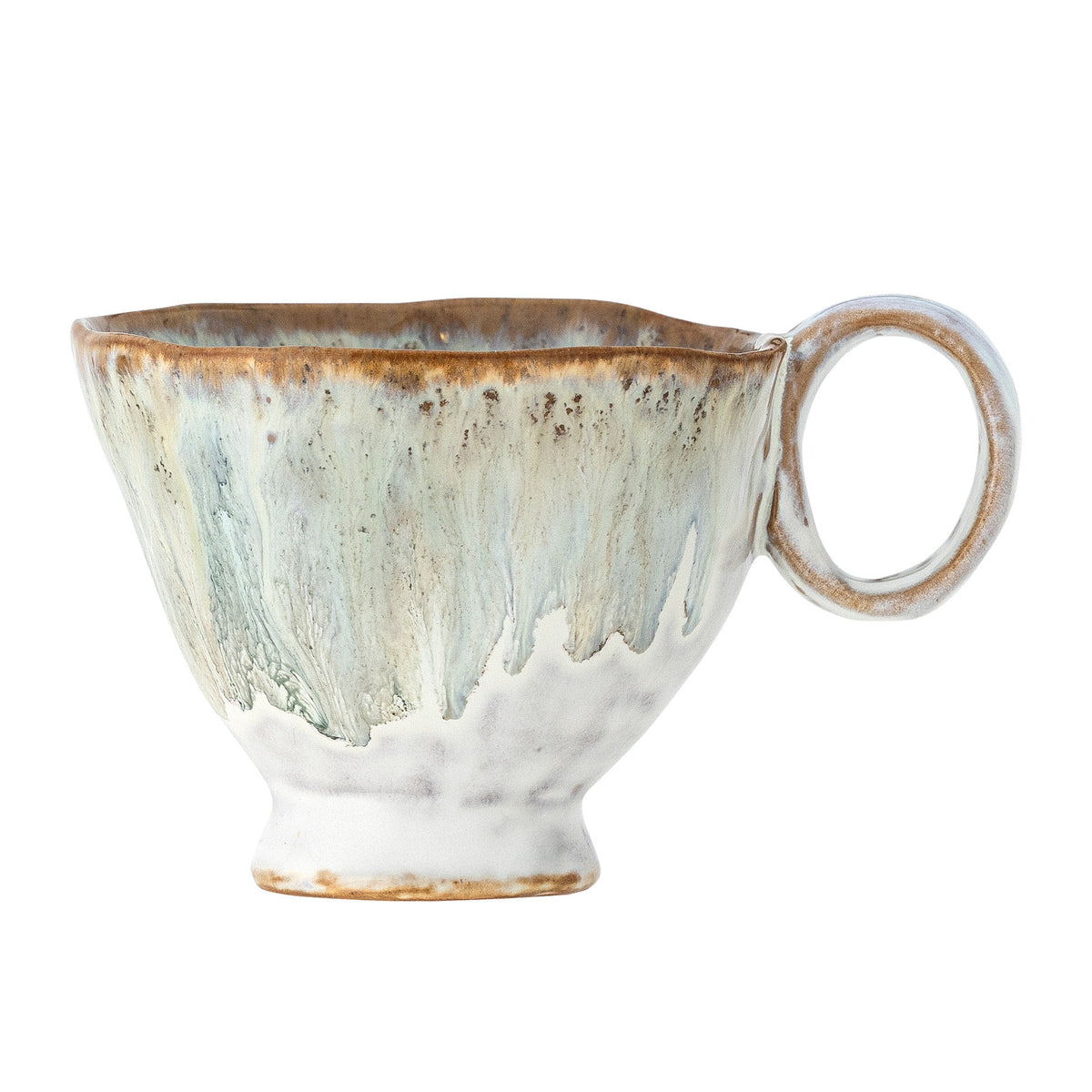 Imogen Tasse, Grün, Steingut in Grün präsentiert im Onlineshop von KAQTU Design AG. Tasse ist von Bloomingville