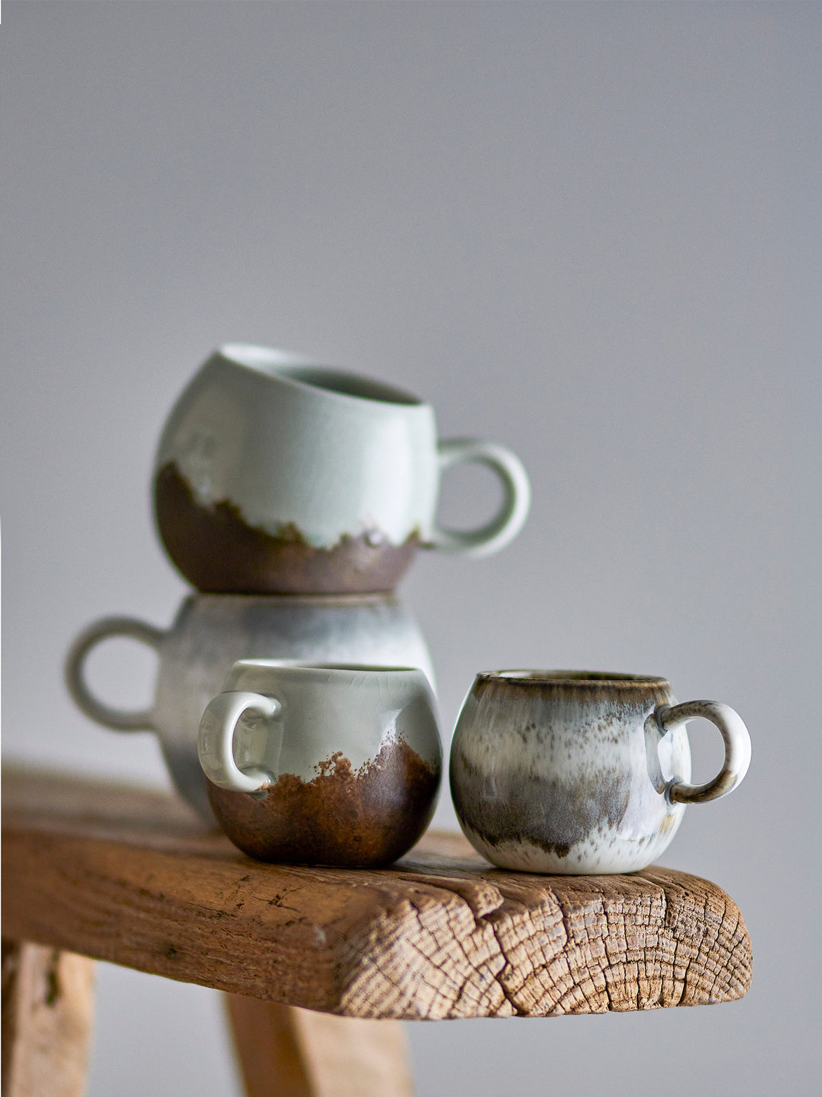 Paula Espressotasse, Braun, Steingut in Braun präsentiert im Onlineshop von KAQTU Design AG. Espressotassen ist von Bloomingville