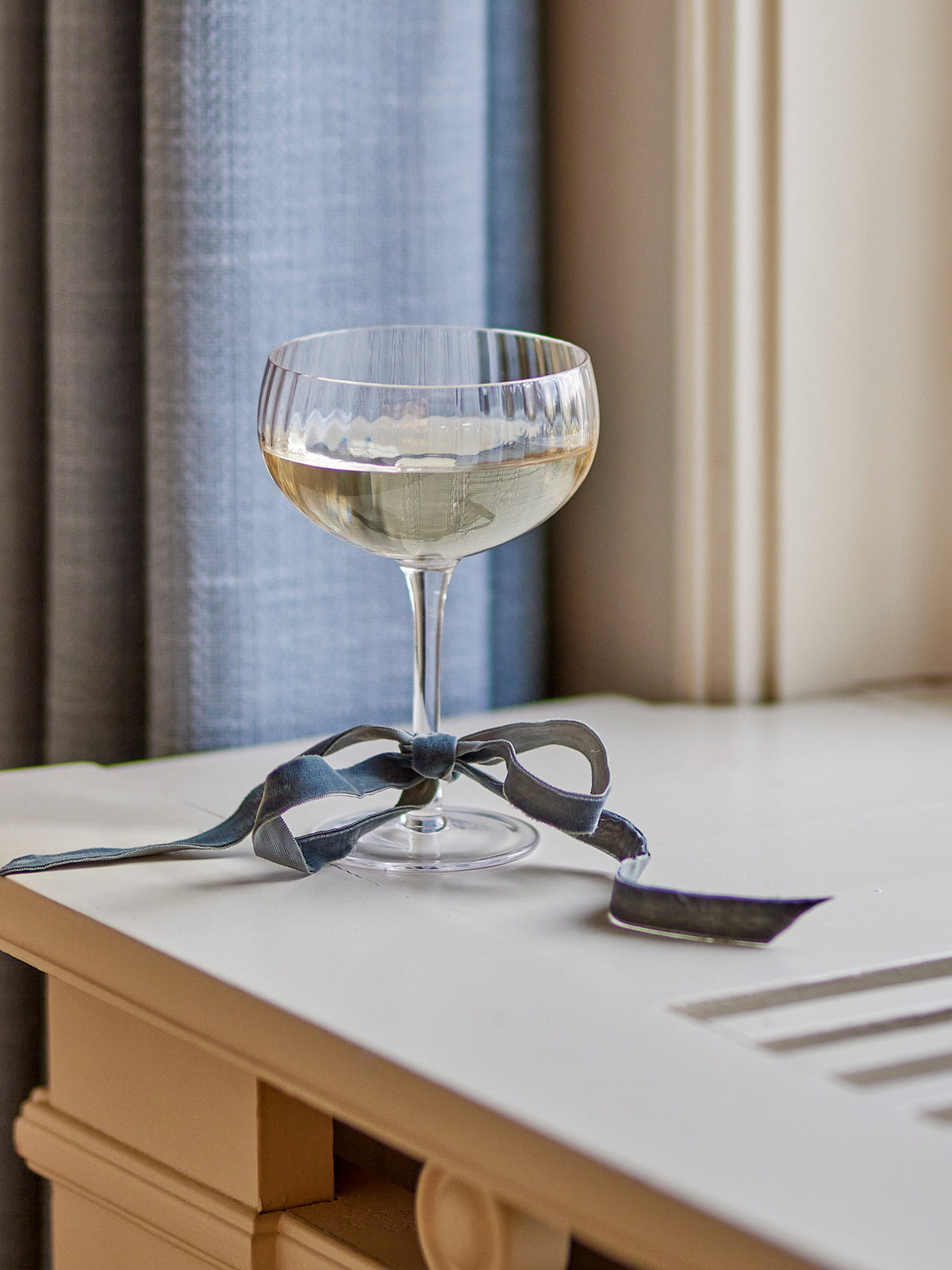 Astrid Champagnerglas, Multipack, Klar, Glas in Klar präsentiert im Onlineshop von KAQTU Design AG. Champagner Flutes ist von Bloomingville