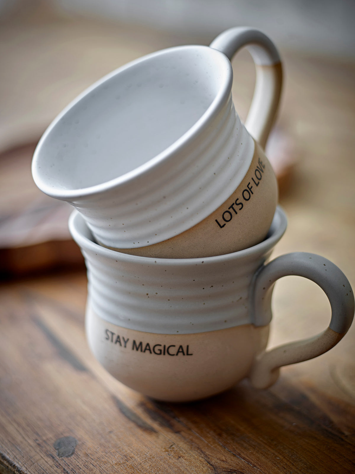 Claire Tasse, Weiss, Steingut in Weiss präsentiert im Onlineshop von KAQTU Design AG. Tasse ist von Creative Collection