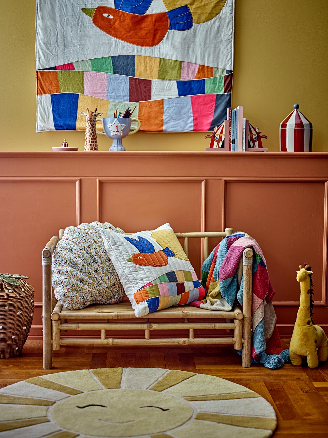 Colorine Wanddekoration, Natur, Baumwolle in Natur präsentiert im Onlineshop von KAQTU Design AG. Kunstgegenstände ist von Bloomingville Mini